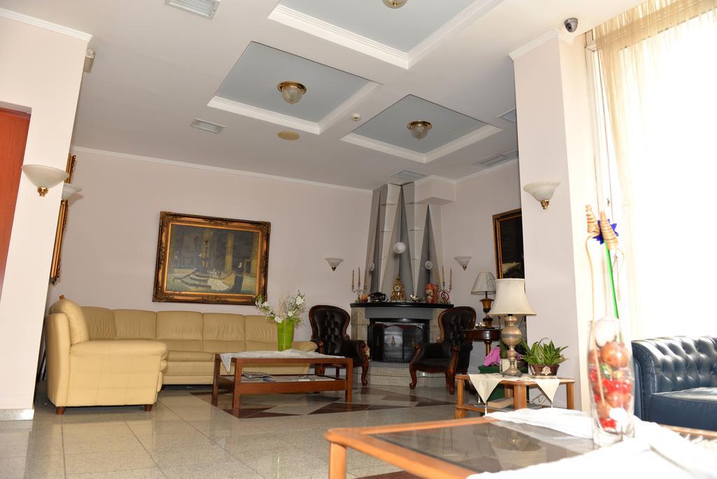 Kyridis Hotel Komotini Exterior photo
